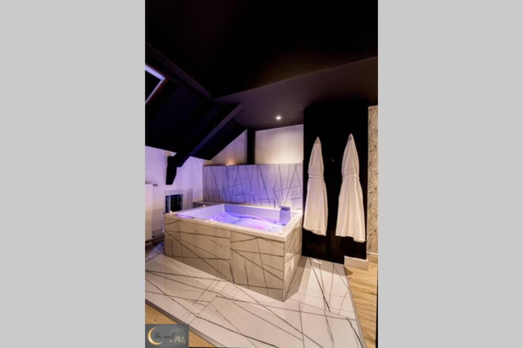 Le Loft Spa Au Coeur De Мец Экстерьер фото